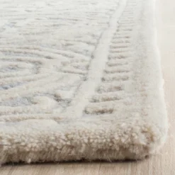 Marlton Medallion Area Rug - Safavieh